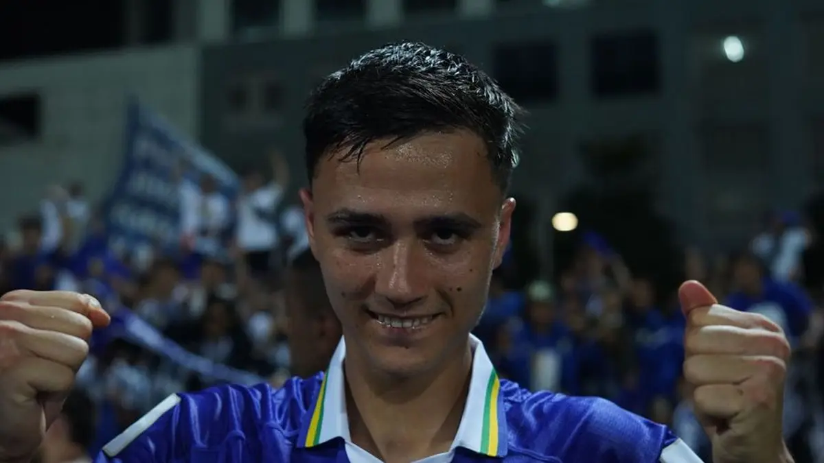 Eliano Reijnders Nikmati Momen Reuni di Belanda, Persib Tetap Jaga Fokus Jelang Laga Kontra Dewa United Eliano Reijnders Nikmati Momen Reuni di Belanda