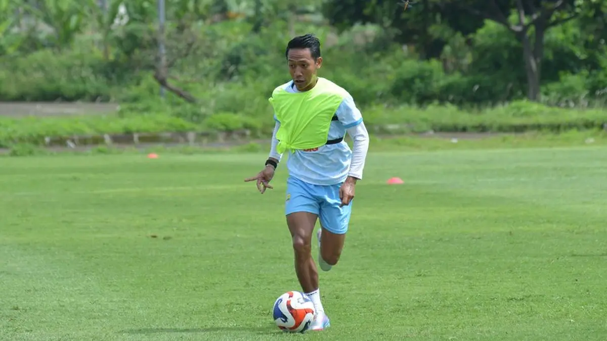 Misi Balas Kekalahan Persib dari Dewa United, Beckham Siapkan Kemenangan di GBLA 21 November Nanti Misi Balas Kekalahan Persib dari Dewa United