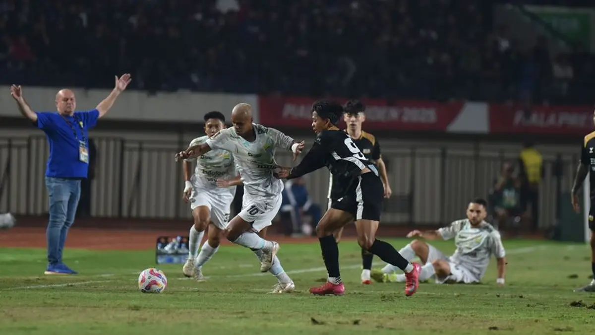 Persib Fokus Sempurnakan Taktikal Jelang Lawan Dewa United, GBLA Bersiap Jadi Panggung Pertarungan Emosional Persib Fokus Sempurnakan Taktikal Jelang Lawan Dewa United