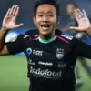 Bojan Hodak Tak Bawa Beckham Putra Lawan Madura United