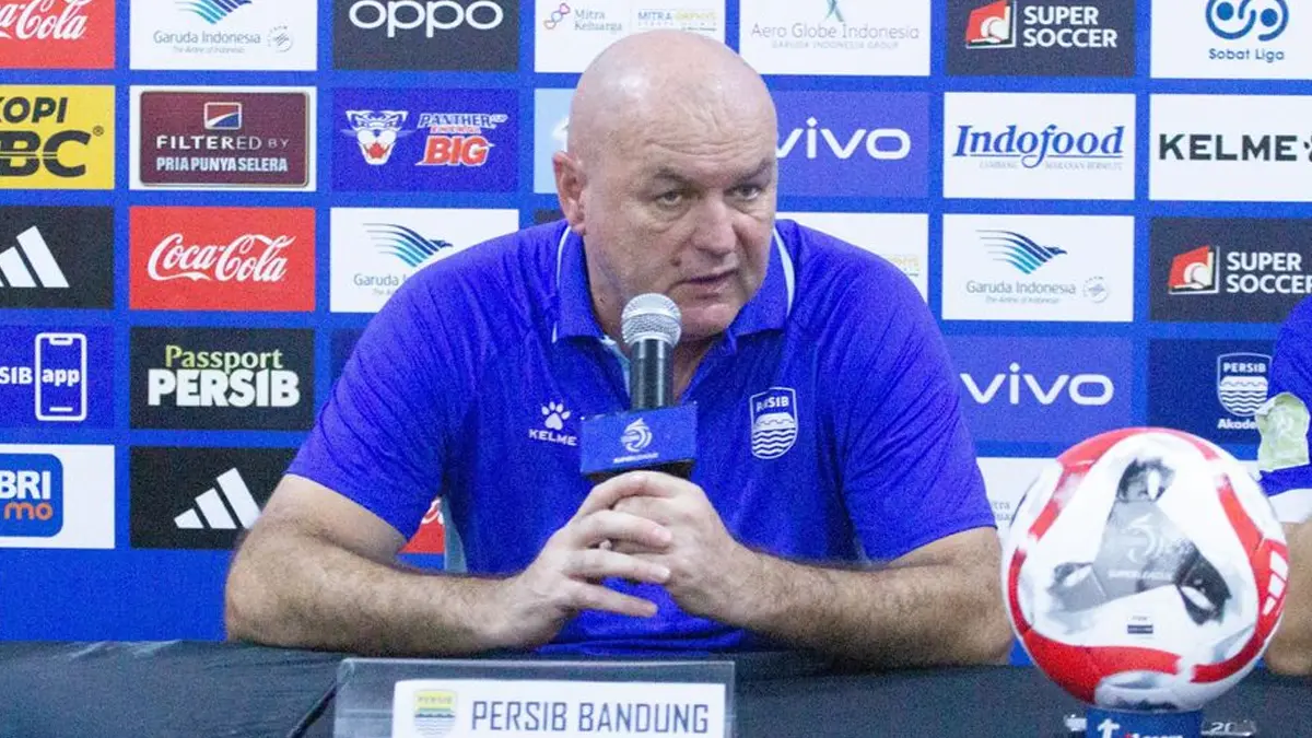 Lini Pertahanan Persib Bandung Dipuji Bojan Hodak