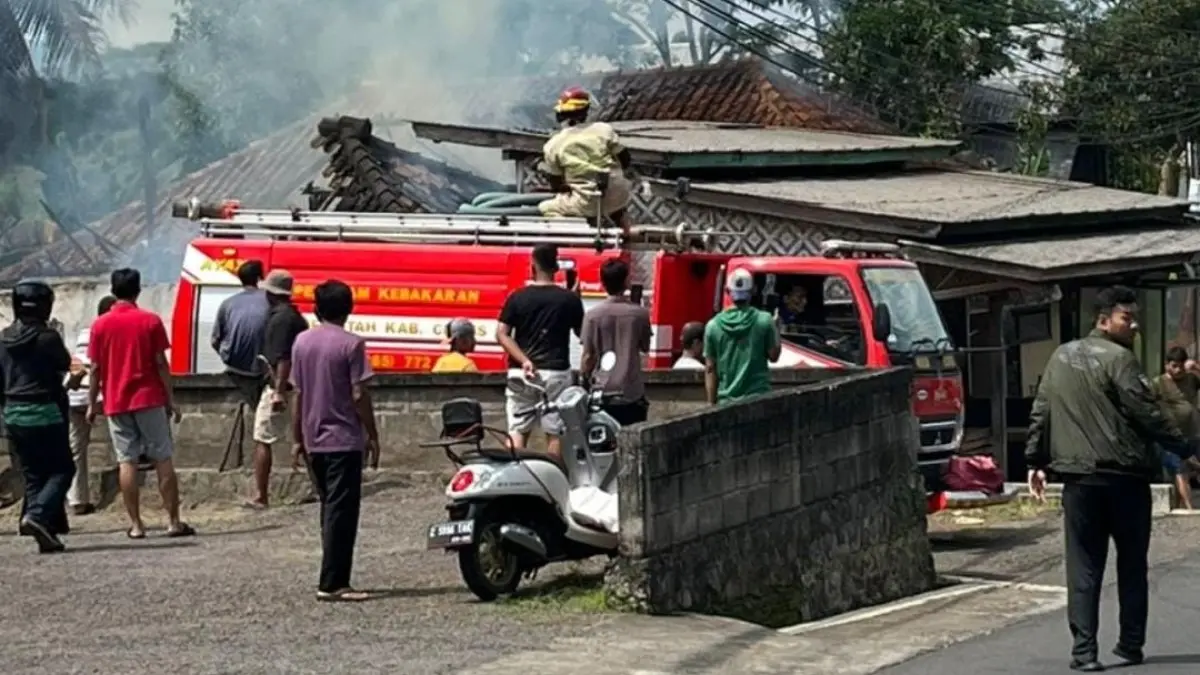 Kebakaran rumah di handapherang ciamis