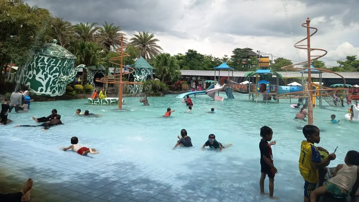 Gratis Tiket Masuk Bagi Guru, Ampera Waterpark Tasikmalaya Beri Promo Spesial Hari Guru WAHANA AIR