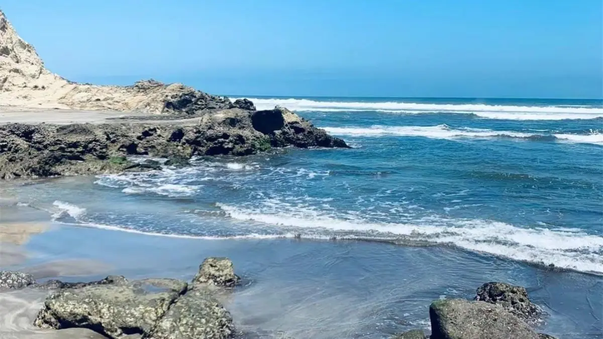 Jelajahi 5 Pantai Terindah di Jawa Barat Dari Pangandaran sampai Garut! Pantai Terindah di Jawa Barat