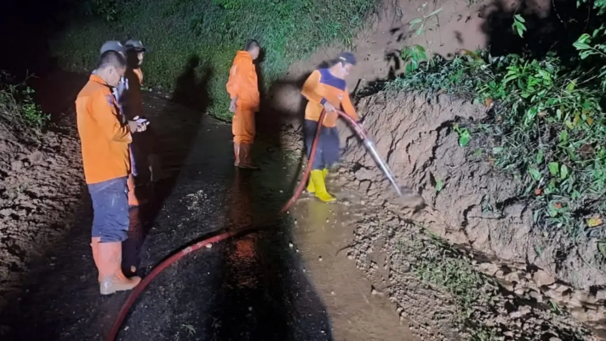 Waspada Longsor dan Banjir! Kabupaten Tasikmalaya Masih dalam Bayang-Bayang Cuaca Buruk Waspada Longsor dan Banjir