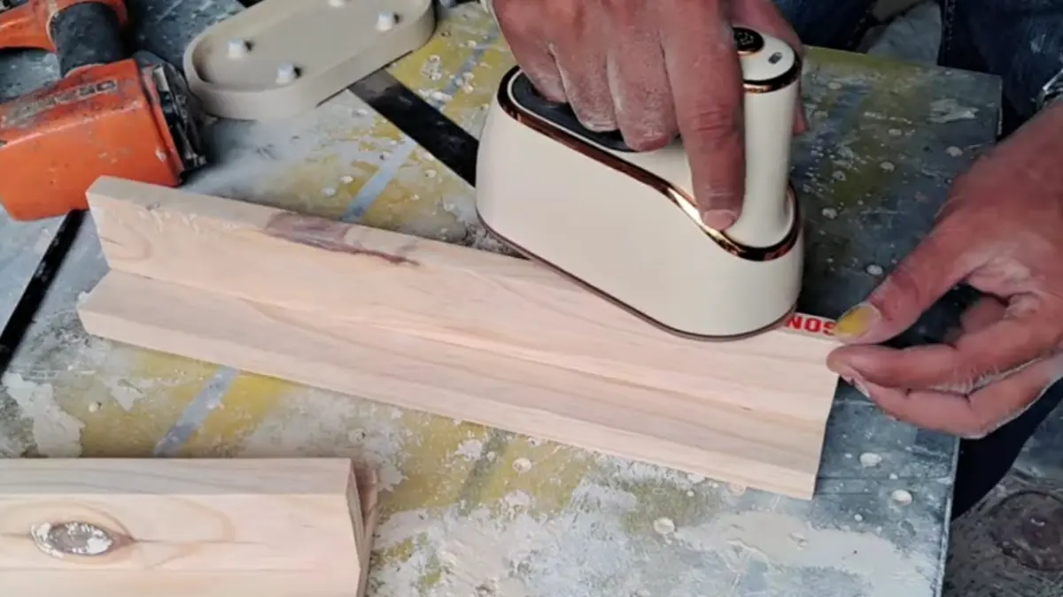 Dari Kayu Bekas Jadi Cuan: Tren Bisnis Kreatif yang Sedang Naik Daun di Indonesia Bisnis Kreatif