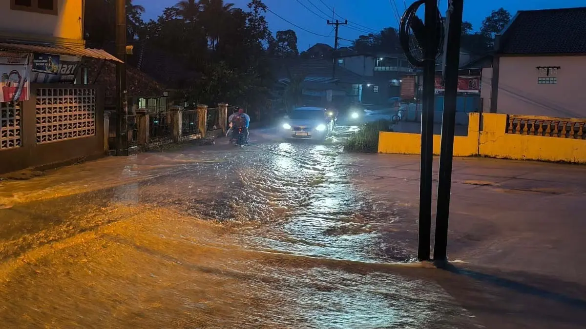 banjir di cibeureum kota tasikmalaya