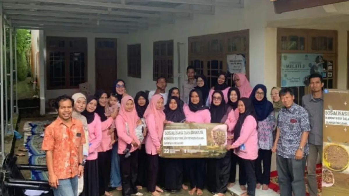 Dosen ITB Kenalkan Budidaya Lalat Tentara Hitam sebagai Sistem Penanganan Sampah Terpadu Menuju Era Zero Waste PENGABDIAN