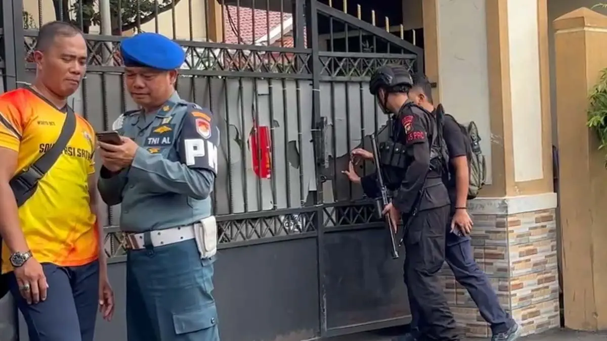 54 Orang Terluka dalam Insiden Ledakan di SMAN 72 Kelapa Gading, Sebagian Besar Pelajar ledakan di SMAN 72 Kelapa Gading