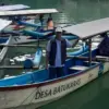 Perahu listrik di Pangandaran