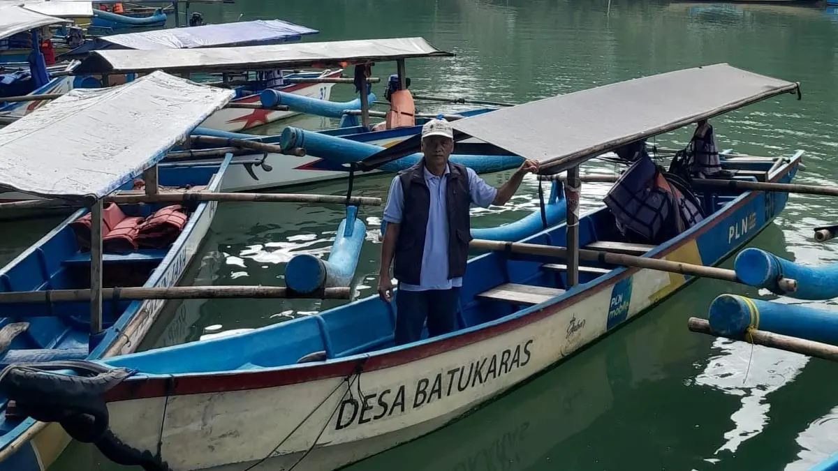 Perahu listrik di Pangandaran