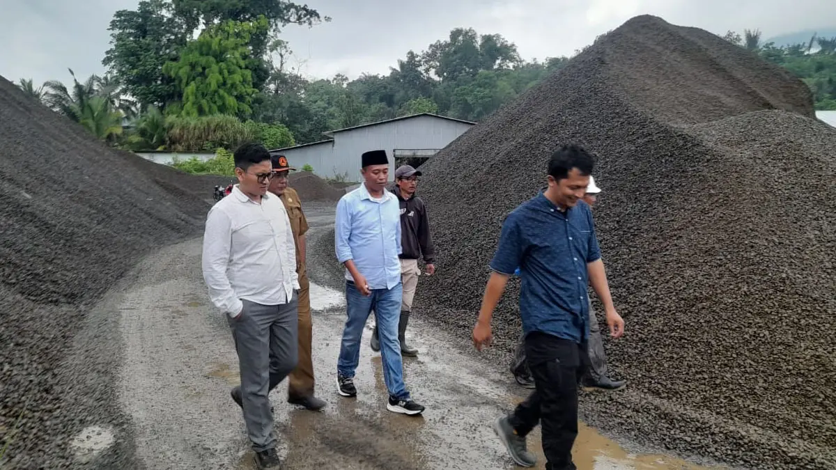 Komisi III DPRD Kabupaten Tasikmalaya Temukan Indikasi Kelalaian Perusahaan Endang Juta dalam Banjir Cihaseum tambang pasir galunggung endang juta