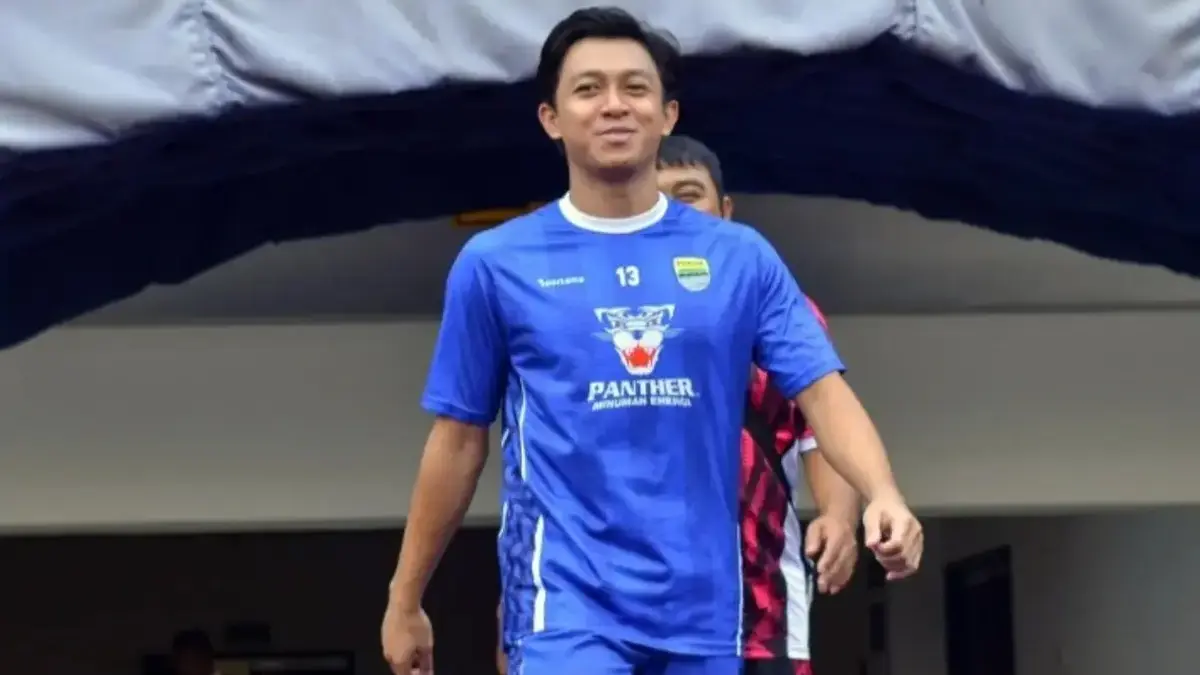 Febri Hariyadi Menuju Persis Solo dari Persib Bandung?