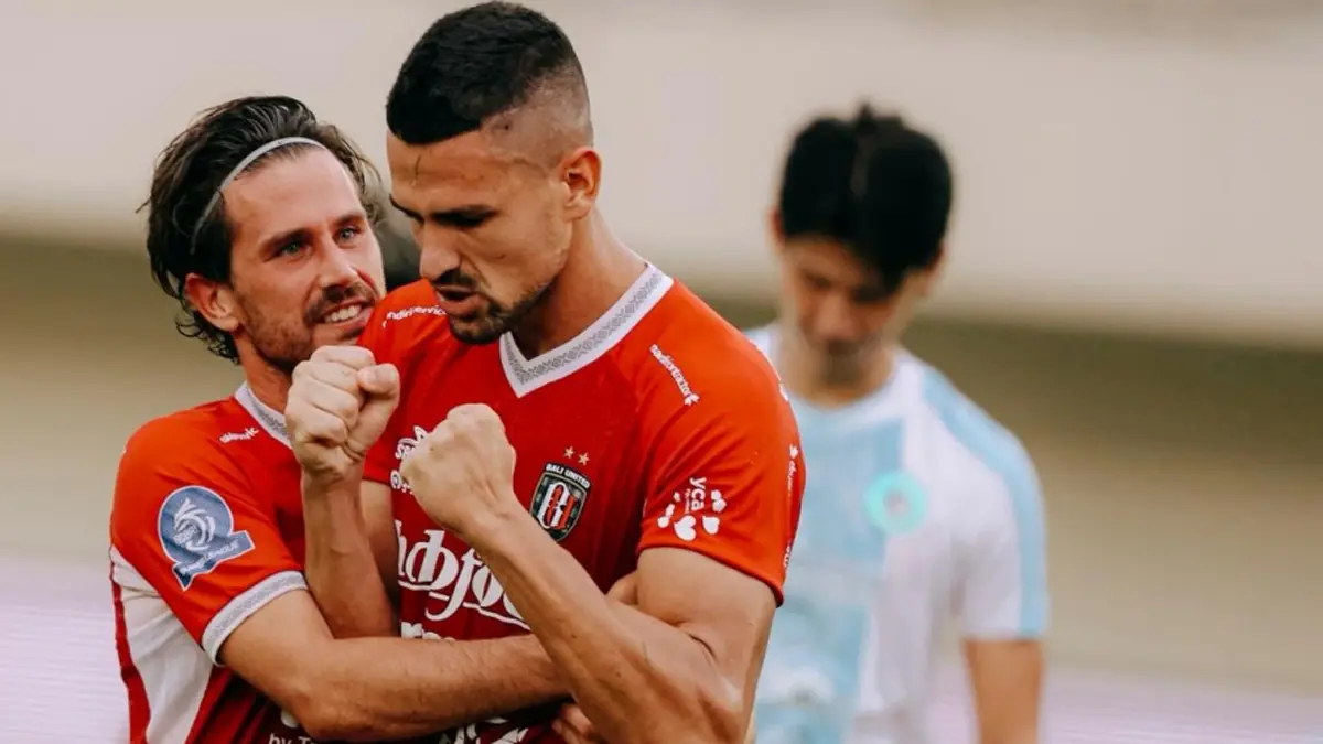 Bali United Perkasa di Markas PSBS Biak