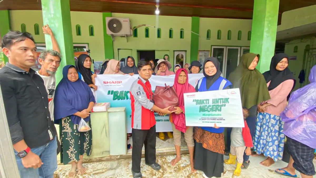 Sharp Luncurkan Slogan Global “In Step With Your Future", Gelar Aksi Kemanusiaan untuk Korban Banjir Sumatra PEDULI