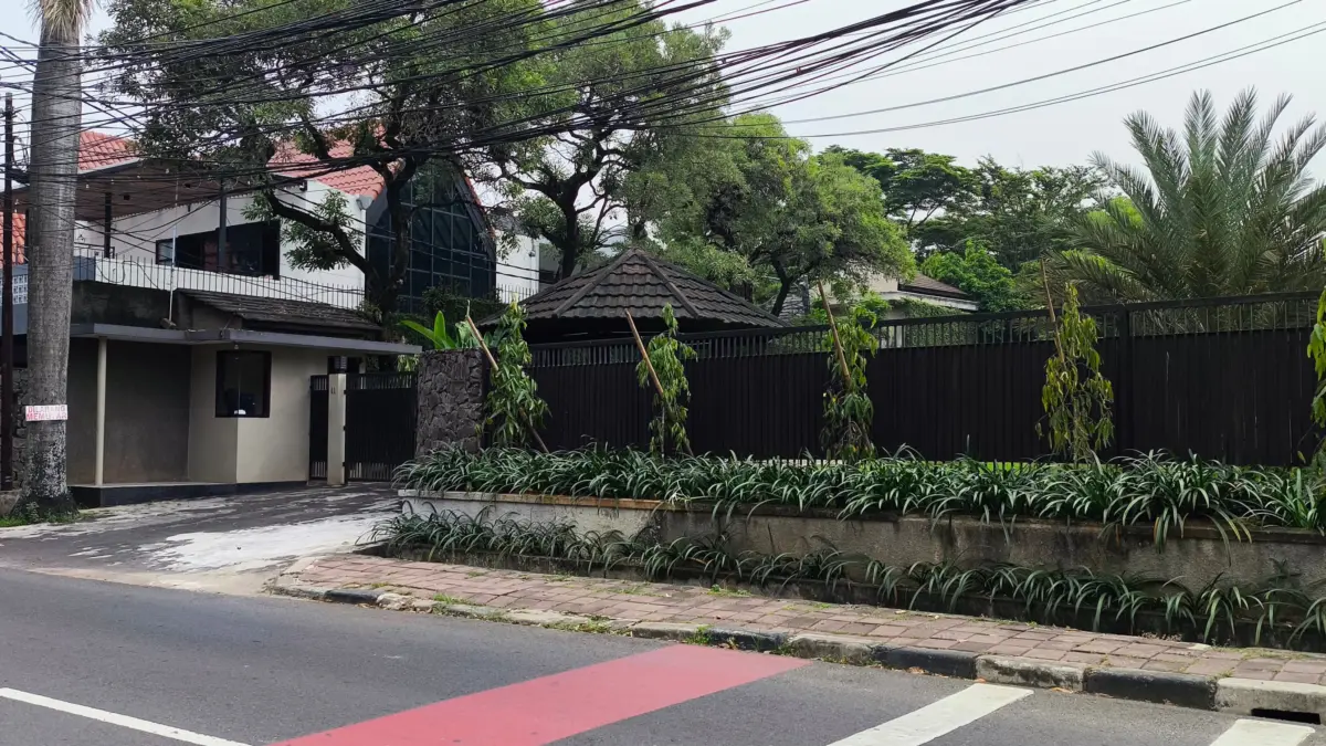 Mampir ke Bambu Apus! Politik Bambu Apus