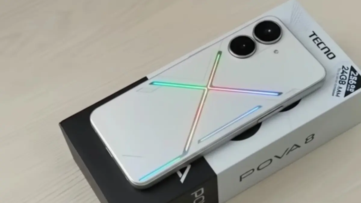 Tecno Pova 8