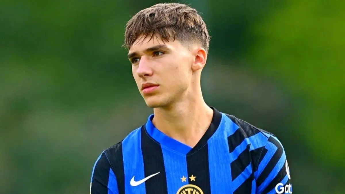Siapa Leonardo Bovo? Bintang Muda Inter yang Diberi Debut oleh Chivu Saat Hadapi Mantan Klub Ayahnya Leonardo Bovo