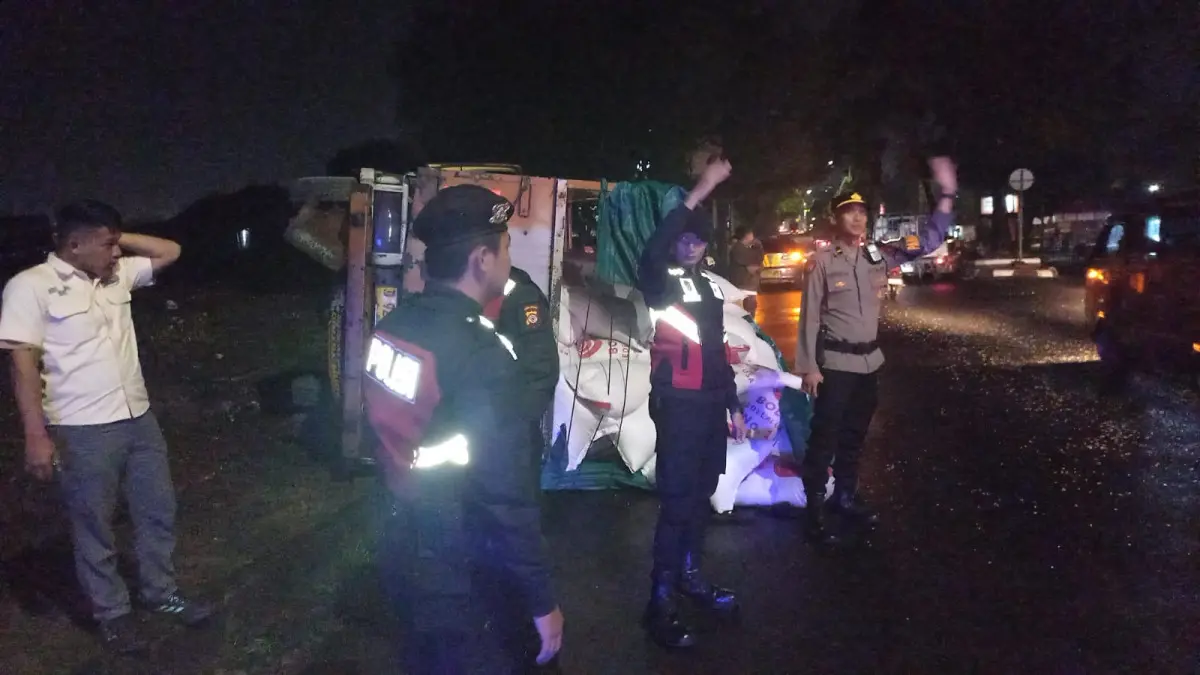 kecelakaan truk kedelai di Kota Tasikmalaya