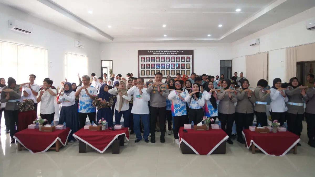 Polres dan Pemkot Tasik Beri Ruang Inklusif: Siswa Difabel Disambangi Kapolres, Sekda Lepas Konvoi kegiatan inklusif Hari Disabilitas Kota Tasikmalaya