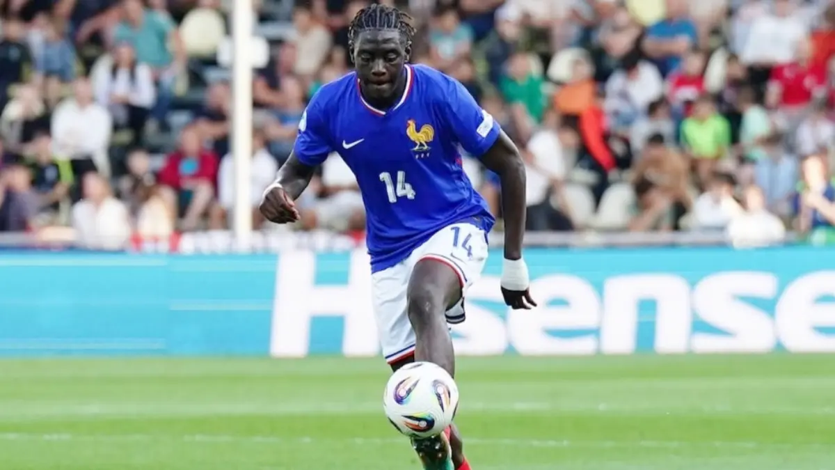 Siapa Christian Mawissa? Bek Muda Titisan Lilian Thuram yang Jadi Incaran Juventus Christian Mawissa