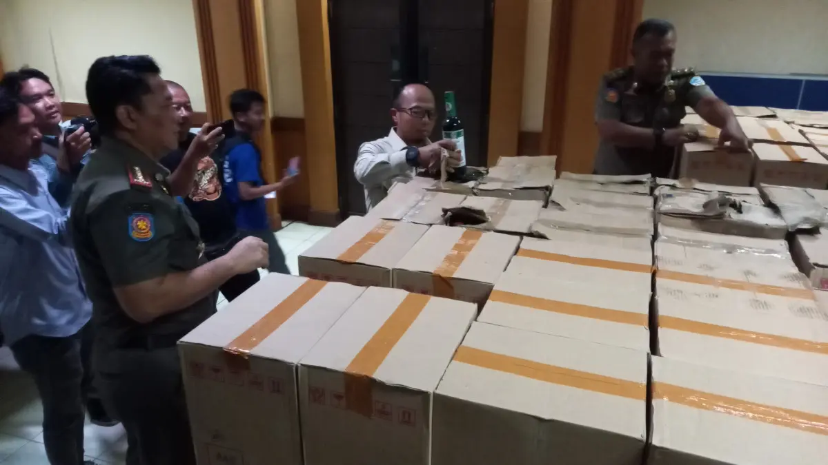 gudang miras di Kota Tasikmalaya