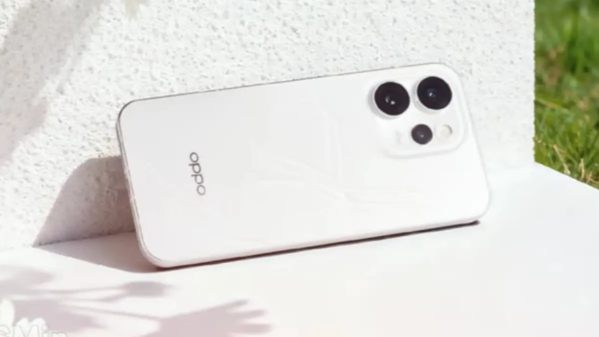 Oppo Reno 15 Pro Mini: HP Ringkas yang Melawan Arus Tren Layar Jumbo Oppo Reno 15 Pro