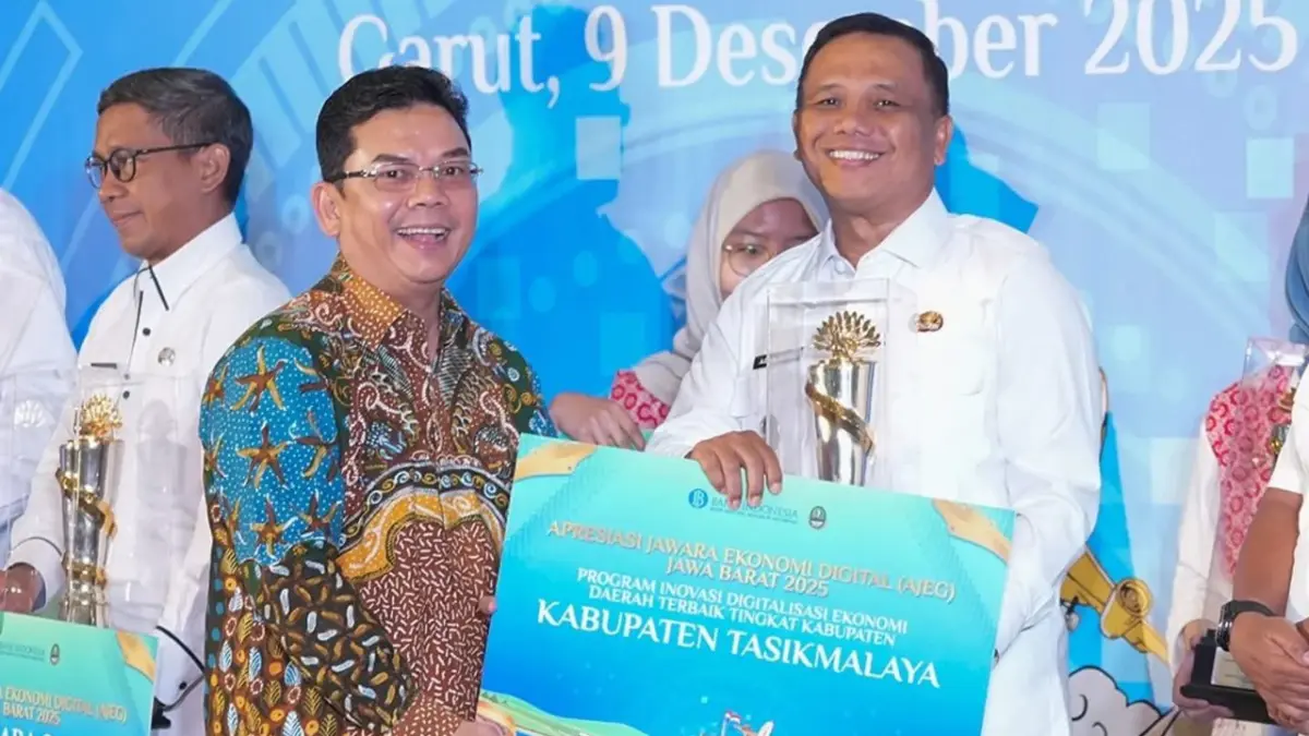 penghargaan Apresiasi Jawara Ekonomi Digital (AJEG) Jawa Barat 2025. 