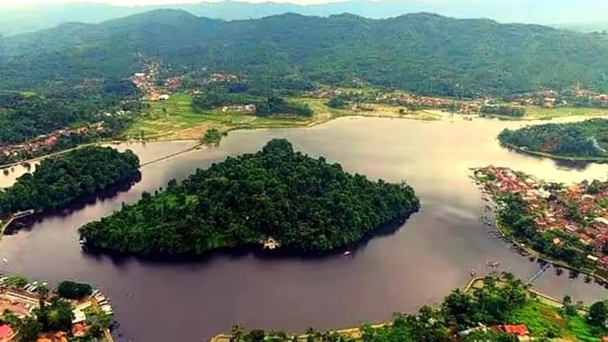 Tak Banyak yang Tahu! Ini Fakta Menarik Situ Lengkong Panjalu Ciamis Situ Lengkong Panjalu