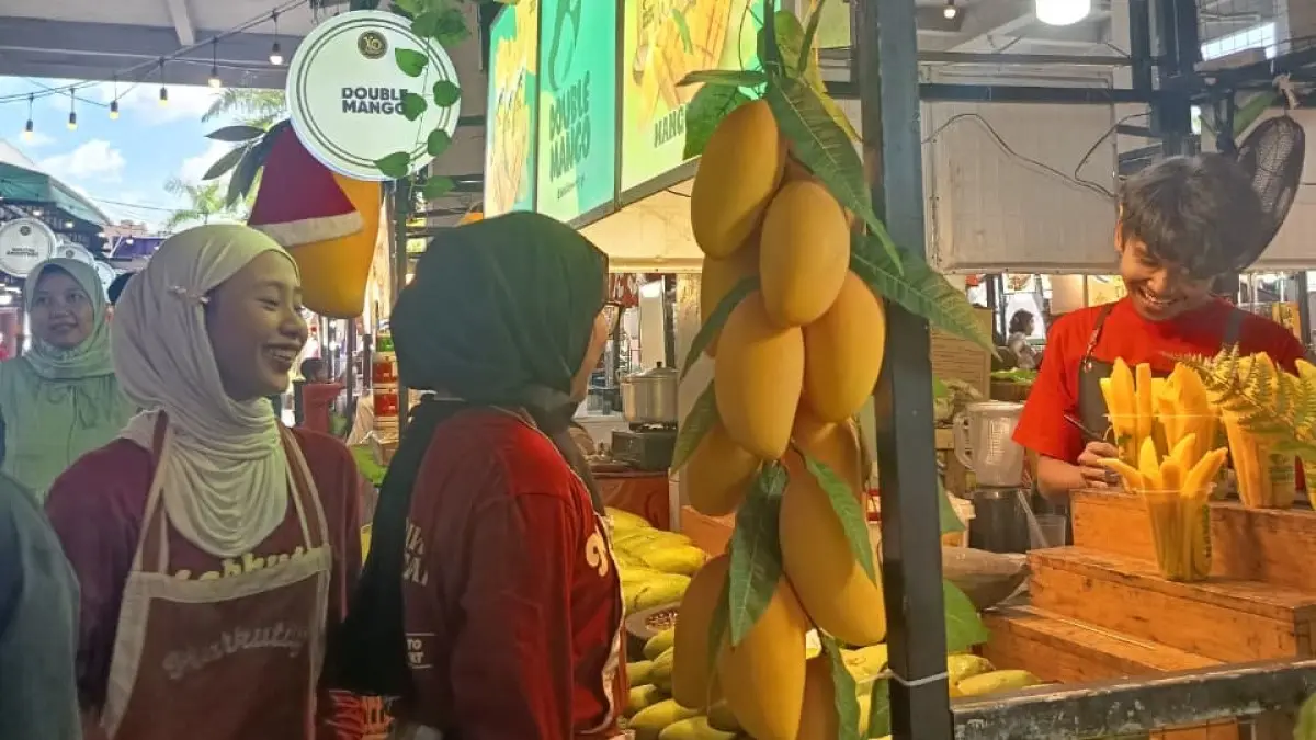 Semarak Liburan di Festival Street Food Plaza Asia, Sedia Kuliner Kekinian Harga Kompetitif PAMERAN KULINER