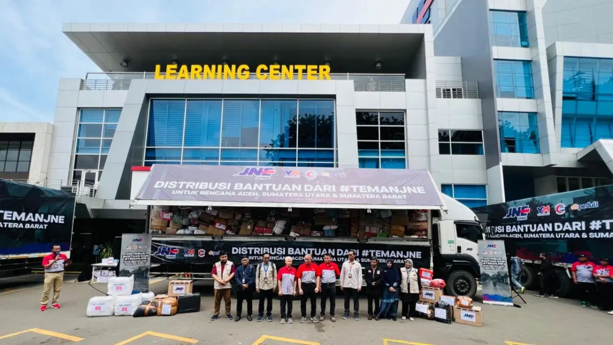 JNE Salurkan Lebih dari 500 Ton Bantuan, Peduli Korban Bencana di Sumatra PEDULI SUMATRA