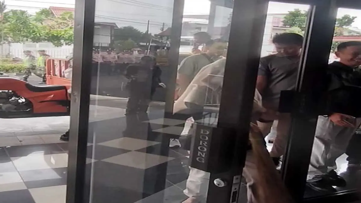 Pegiat Pendidikan Apresiasi Upaya Restorative Justice terhadap Pelaku Kasus Perusakan Ruang Sidang DPRD Banjar dprd kota banjar