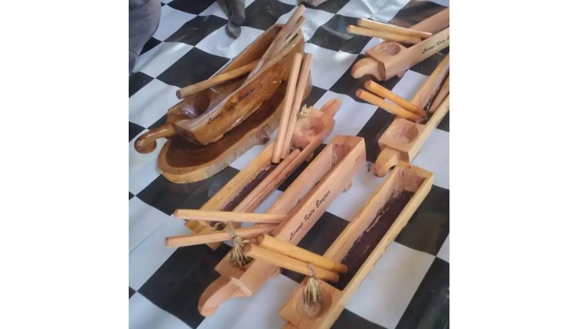 kerajinan kayu jati kota banjar