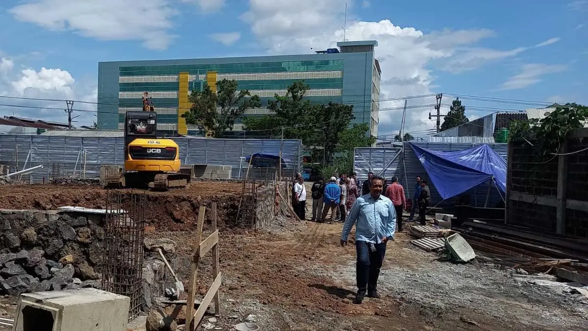 Benarkah Ada Peran "Ketua Para Pemuda" di Balik Proyek Padel Bermasalah Kota Tasikmalaya! Lapangan padel kota tasikmalaya