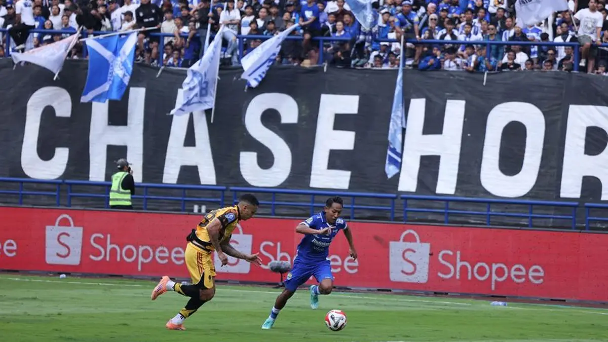 Laga Persib vs Persija Berjalan Aman