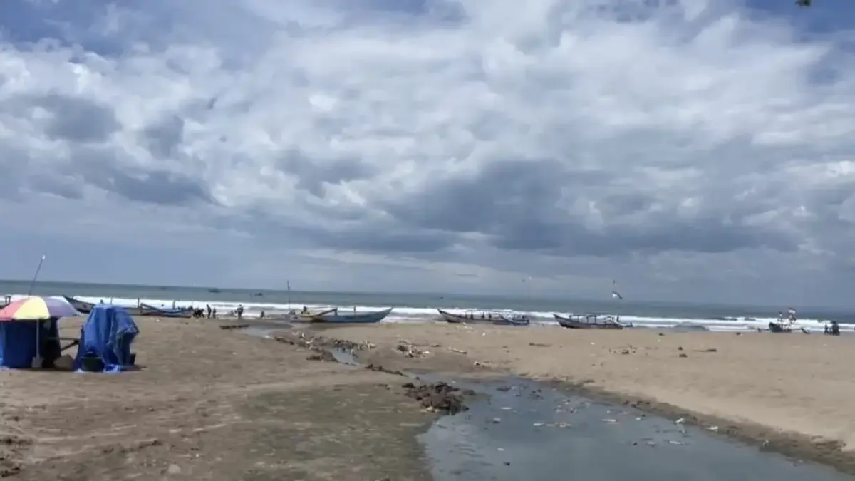 Limbah hotel di pantai pangandaran