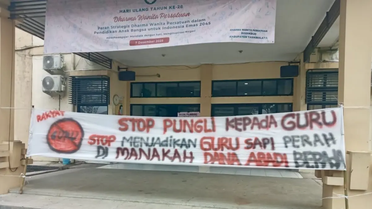 Kantor Disdikbud Kabupaten Tasikmalaya Dibanjiri Kritik, Isu Pungli dan Kesejahteraan Guru Mencuat Kantor Disdikbud Banjir Kritik