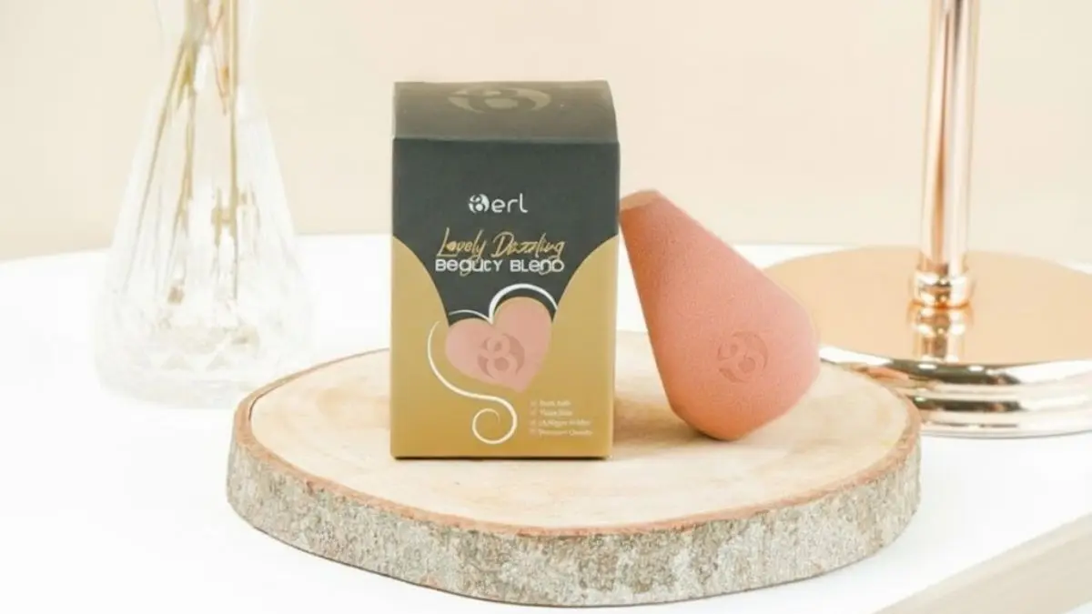 Buat Foundation Lebih Halus! Coba Beauty Blender Diamond Shaped Ini Bisa Ubah Hasil Foundation Kamu Beauty Blender