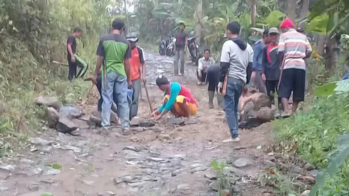Jalan rusak sukahurip cipatujah