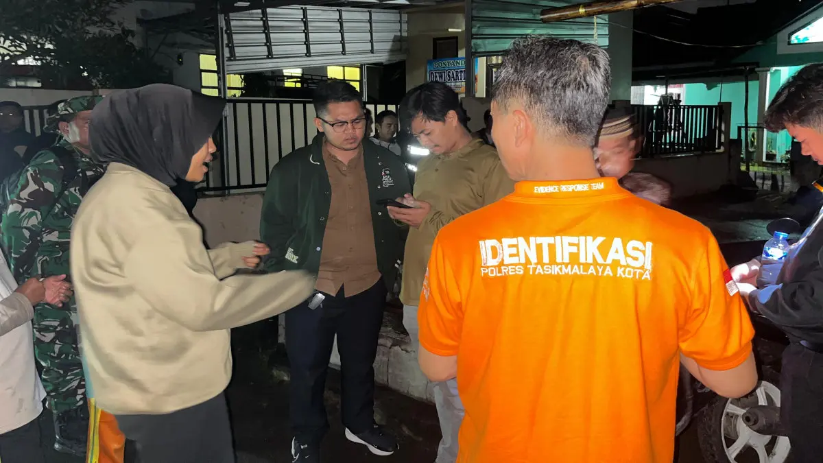 Pencarian Bocah 6 Tahun Hilang di Selokan Kota Tasikmalaya Dihentikan Sementara, Dilanjutkan Pagi Ini pencarian bocah hilang di selokan Kota Tasikmalaya