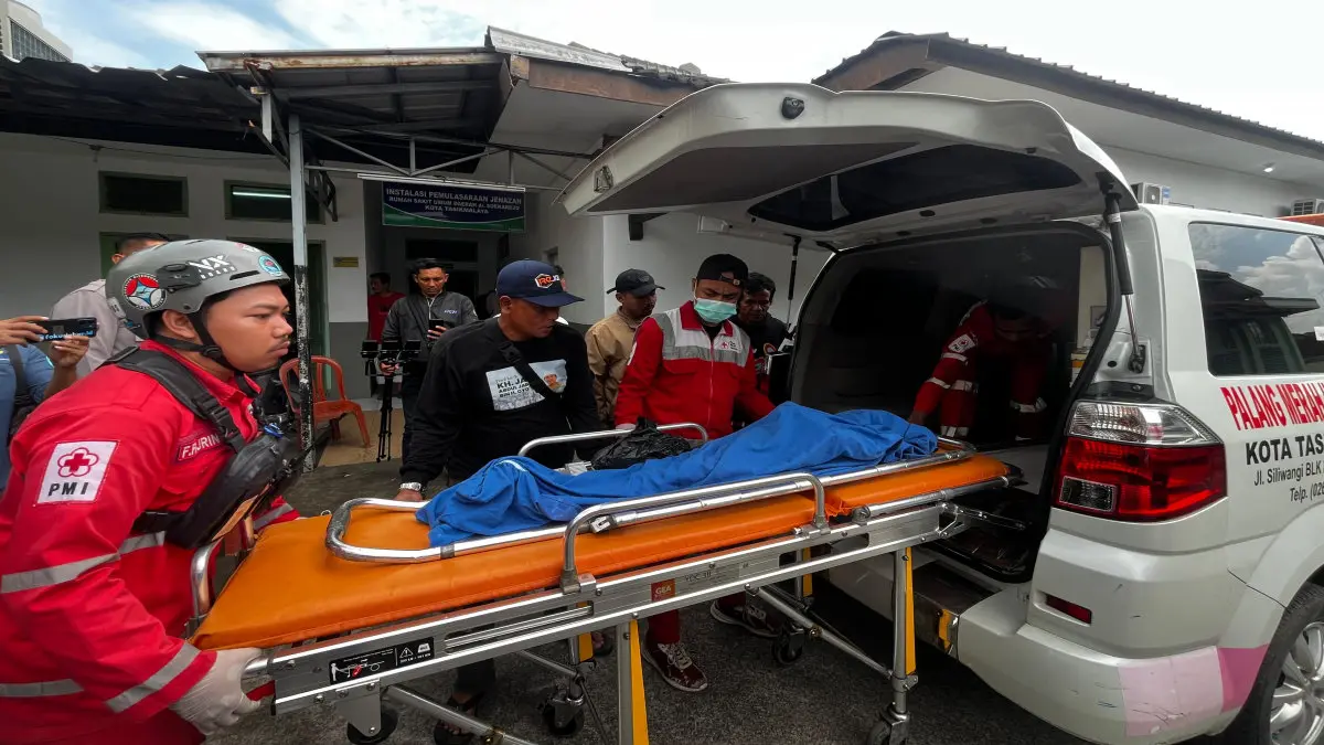 bocah hanyut di Sungai Cikalang Kota Tasikmalaya