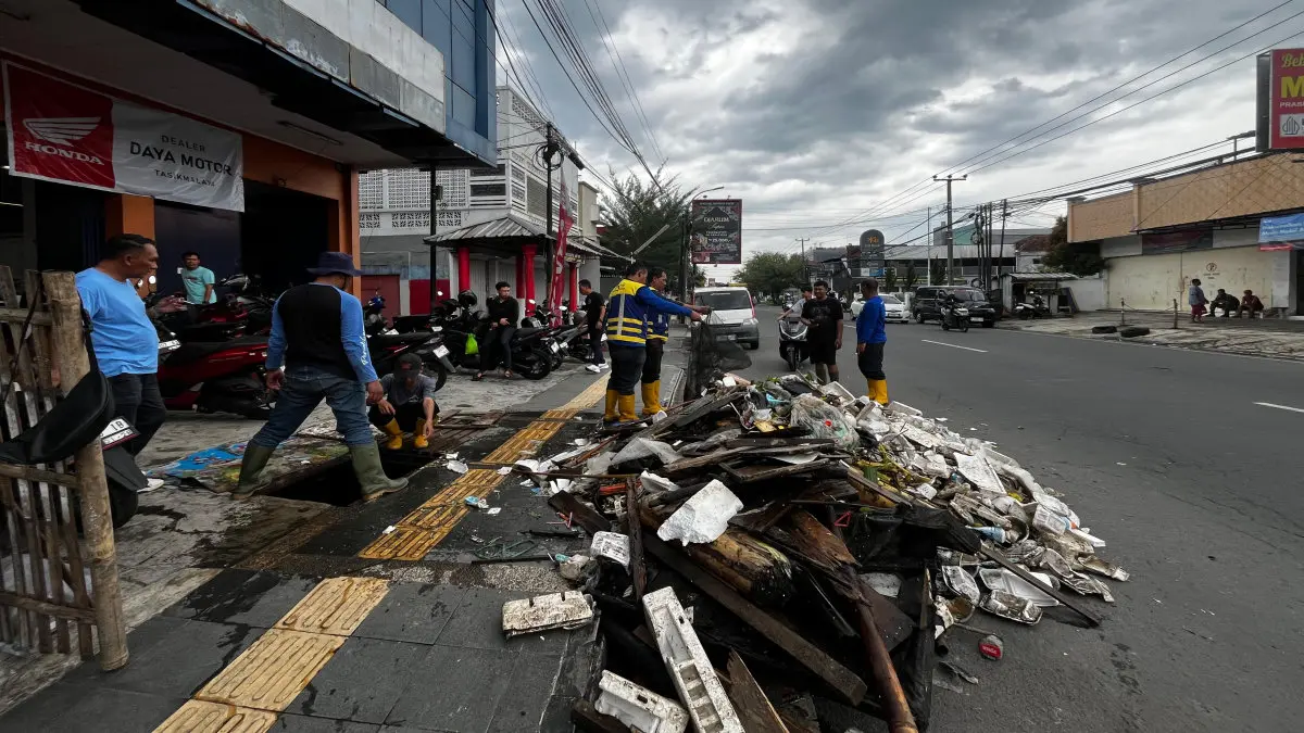 mikroplastik styrofoam di drainase Kota Tasikmalaya