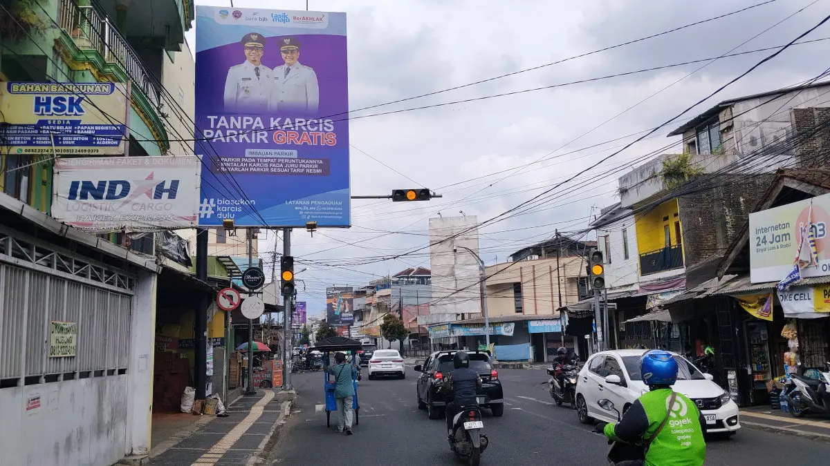 Bayar Parkir Rp2.000 Lebih Sakti dari Aturan, Dishub Kota Tasikmalaya Masih Adu Strategi di Lapangan retribusi parkir Kota Tasikmalaya belum maksimal