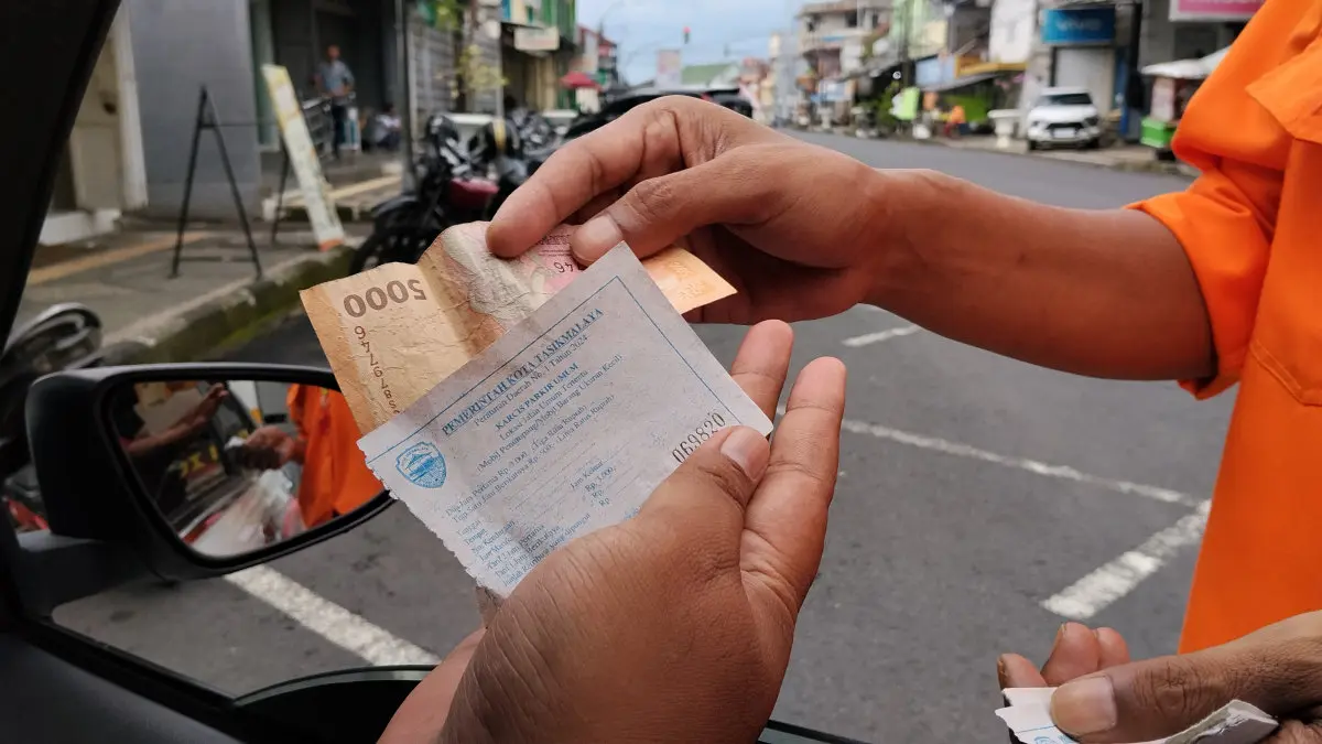 karcis parkir Kota Tasikmalaya jarang diberikan