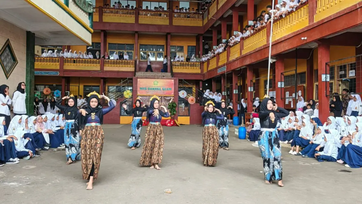 pelajar Kota Tasikmalaya lestarikan budaya Sunda