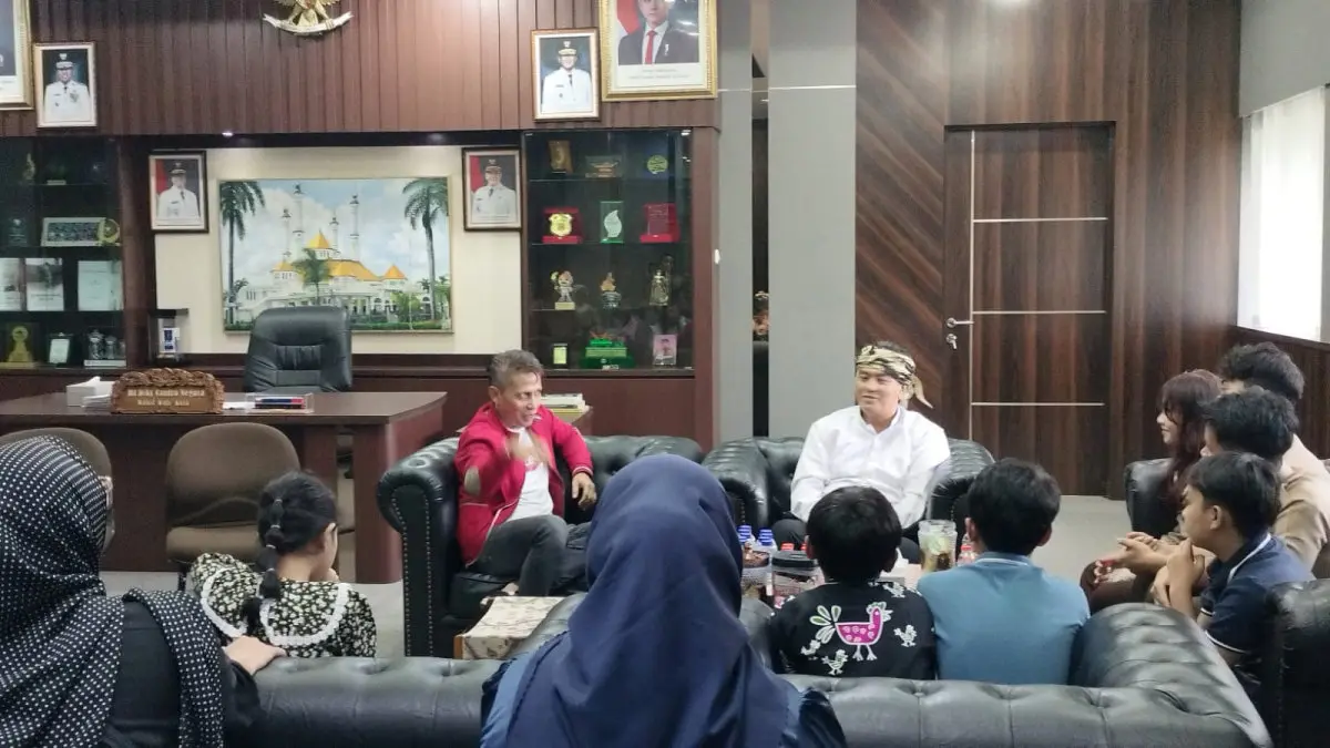 Lagu MBG dari Kota Tasikmalaya, Musisi Lokal Dorong Program Nasional Lewat Nada: Bukan Sekadar Spanduk lagu MBG karya musisi Kota Tasikmalaya