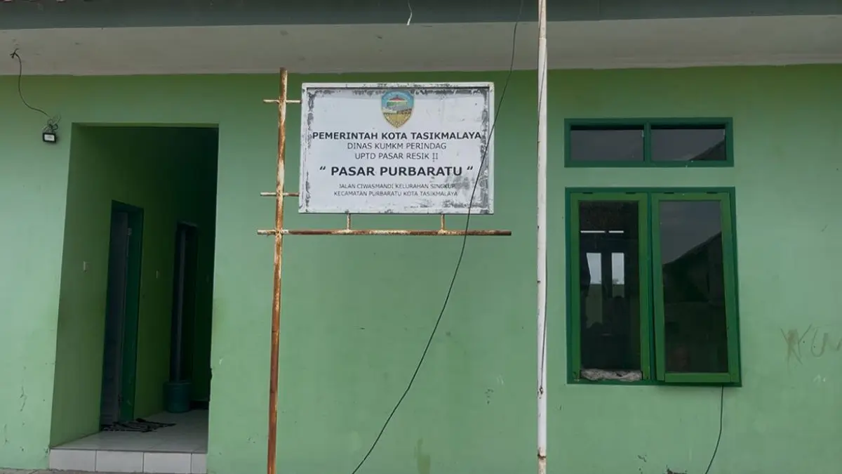 Pasar Purbaratu Kota Tasikmalaya sepi pengunjung