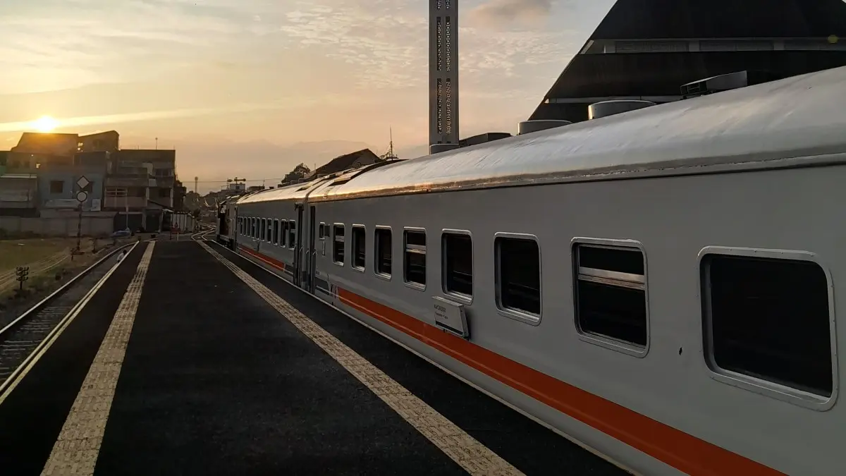 Relasi Kereta Api Garut–Jawa Tengah Masih Tanda Tanya, Minat Warga Tinggi tapi Kajian Ekonomi Jadi Penentu Kereta Api Garut–Jawa Tengah