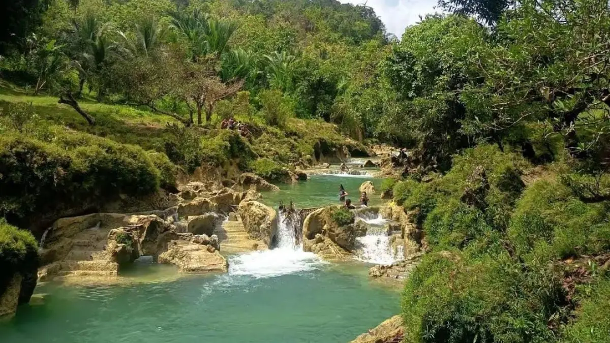 Curug Panetean