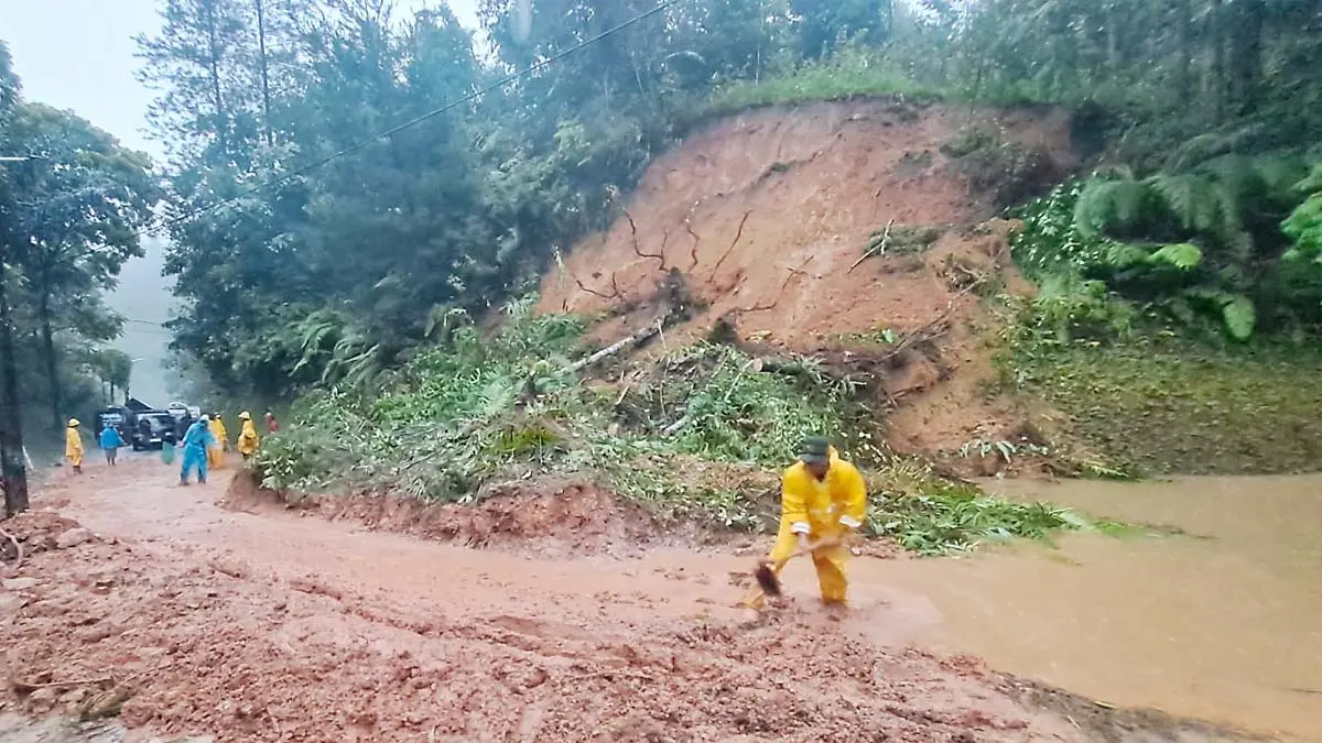 Terjadi 592 Bencana di Garut Sepanjang 2025, Longsor Paling Mendominasi bencana longsor di Garut